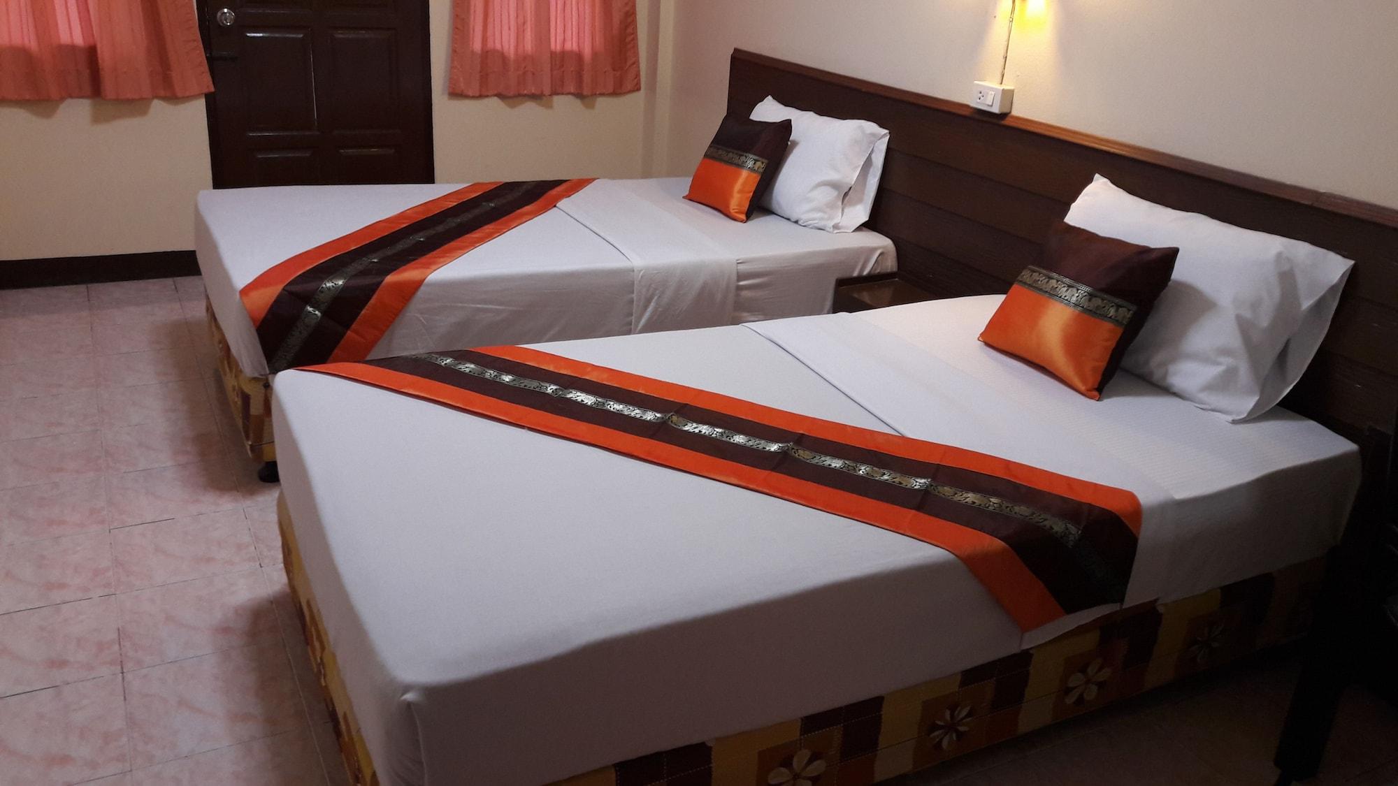 Lanna Thai Rumah tetamu 2*