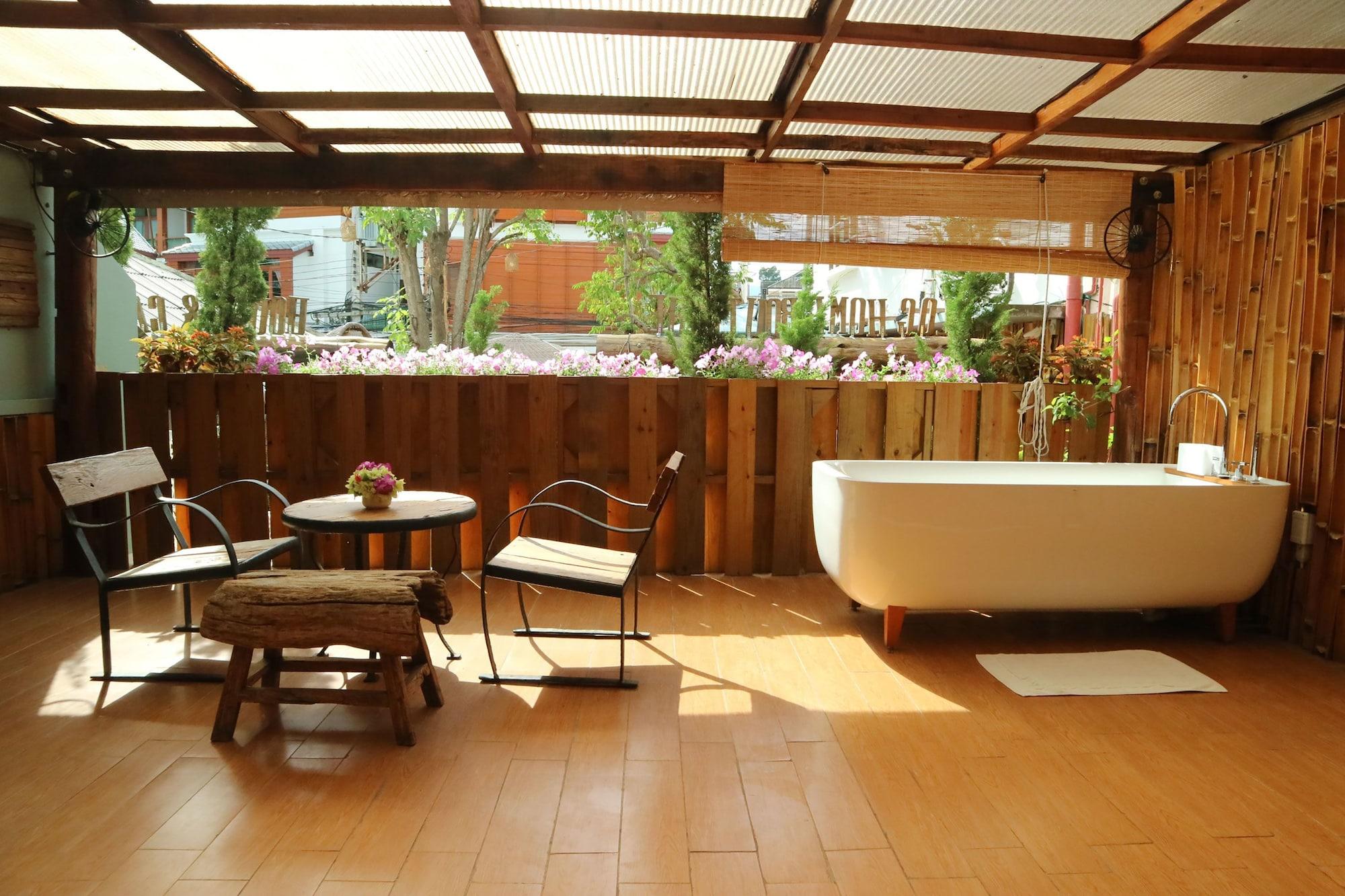 Loghome Boutique