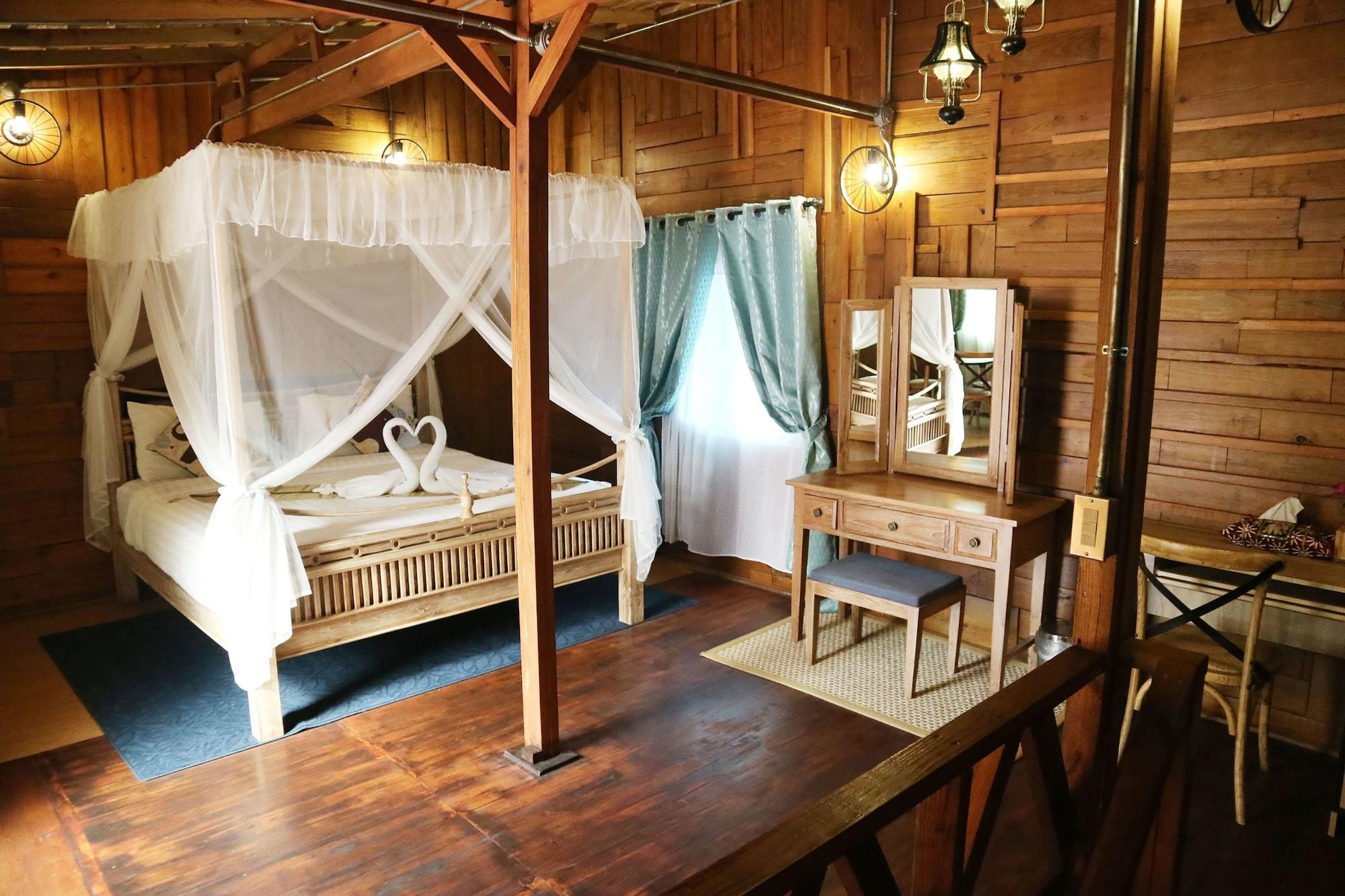 Loghome Boutique 3* Chiang Mai