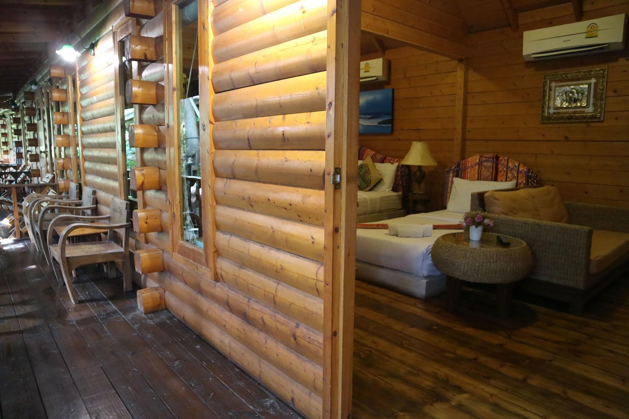 Hotel Loghome Boutique 3*