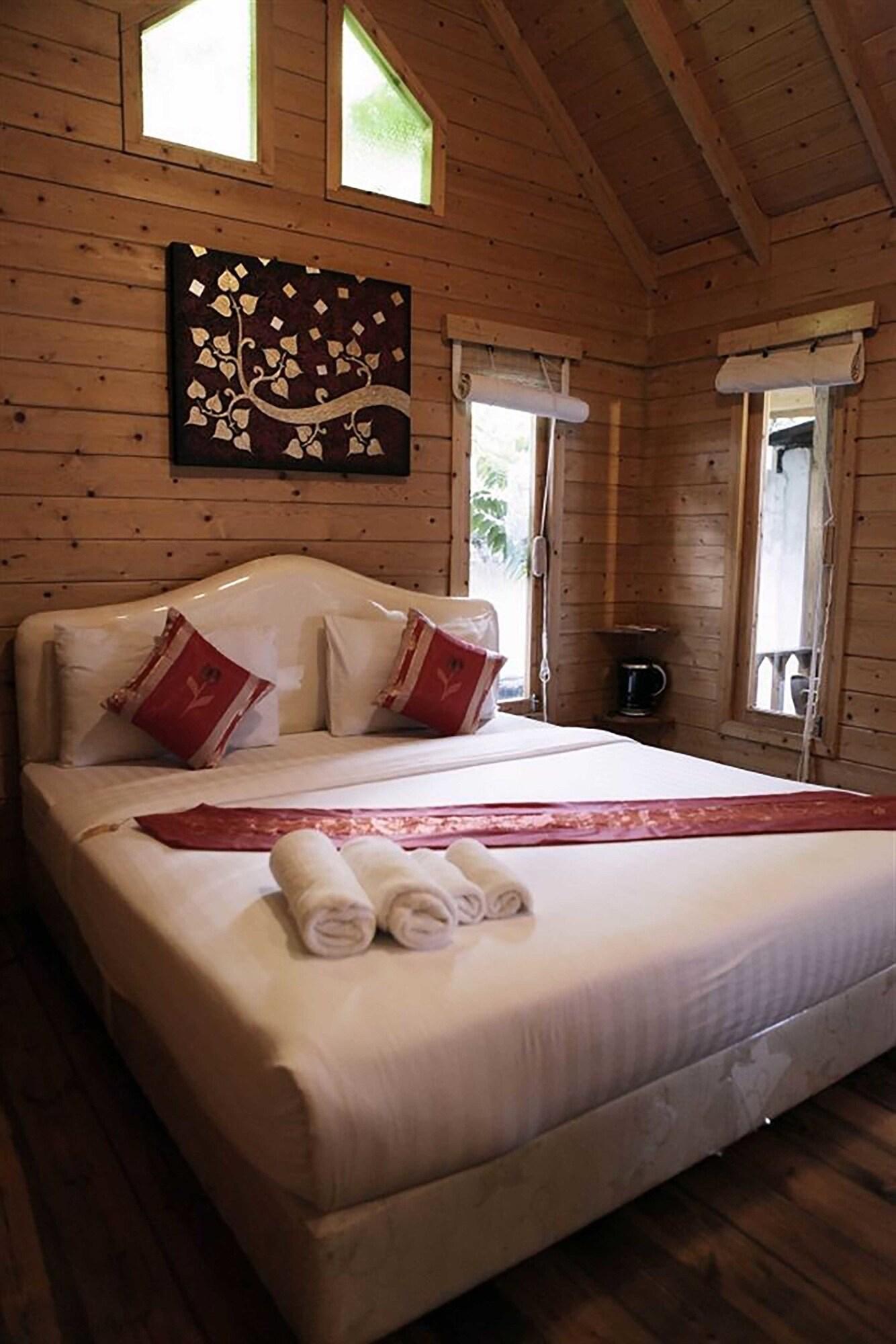 Loghome Boutique Hotel