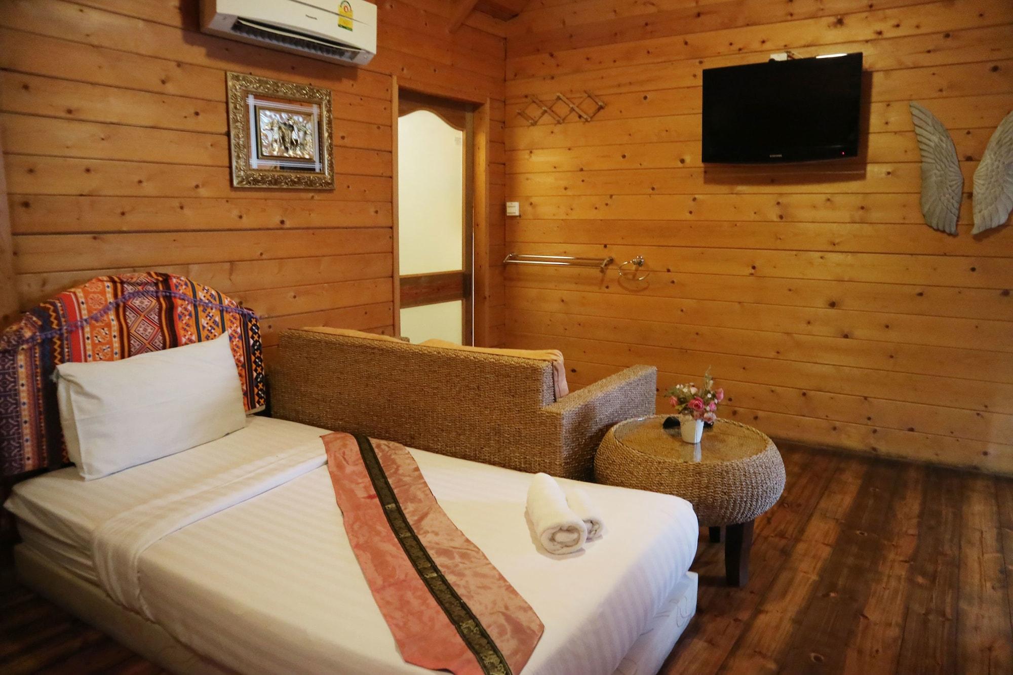 Loghome Boutique Hotel