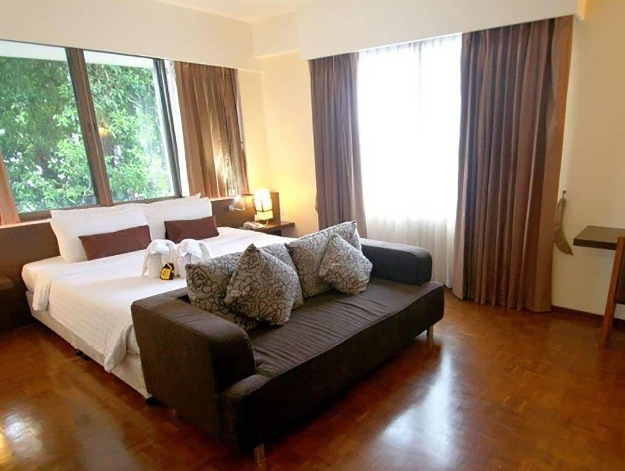 Hotel M