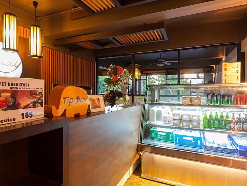 M Hotel