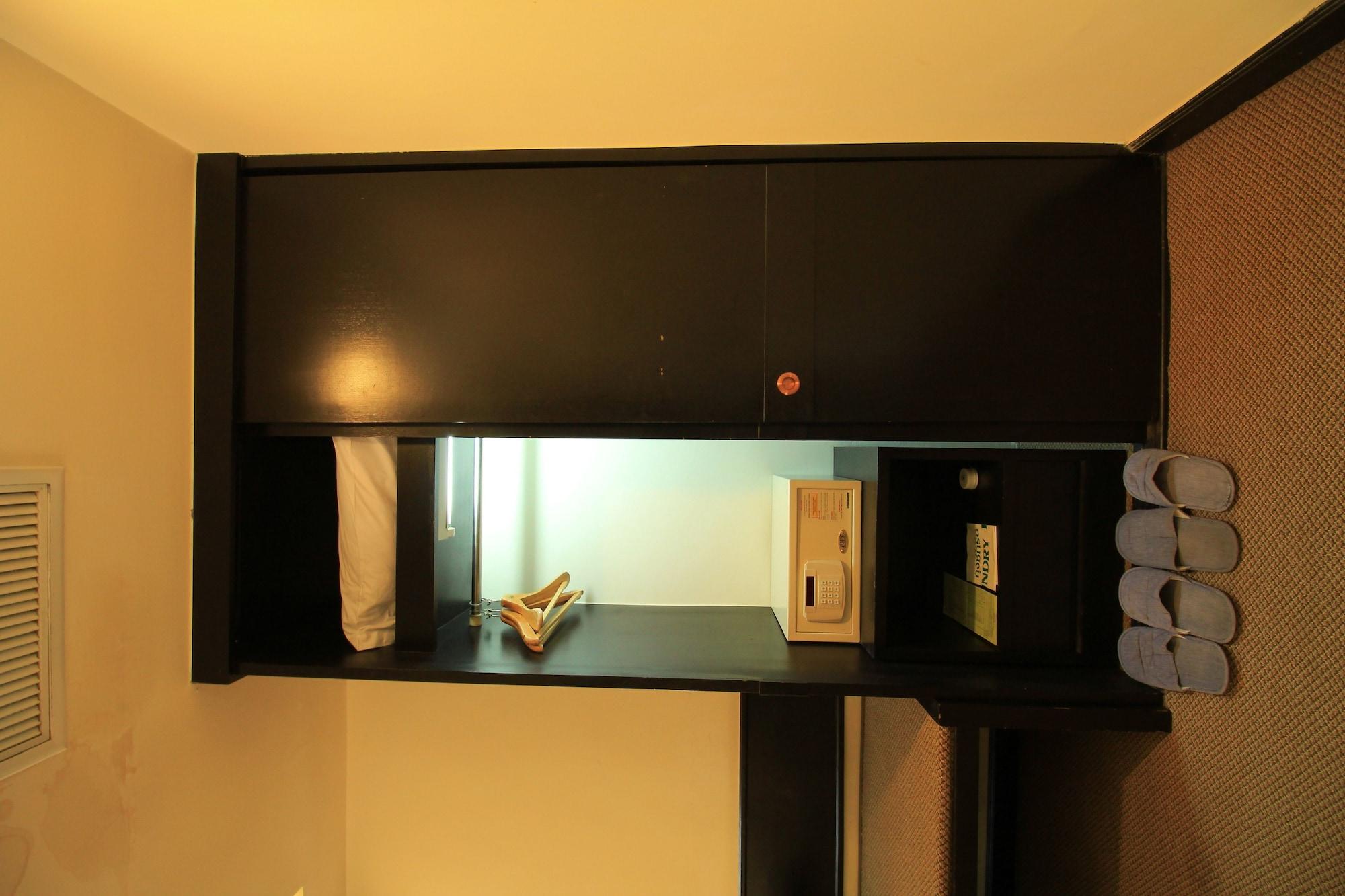Hotel Hill 4*