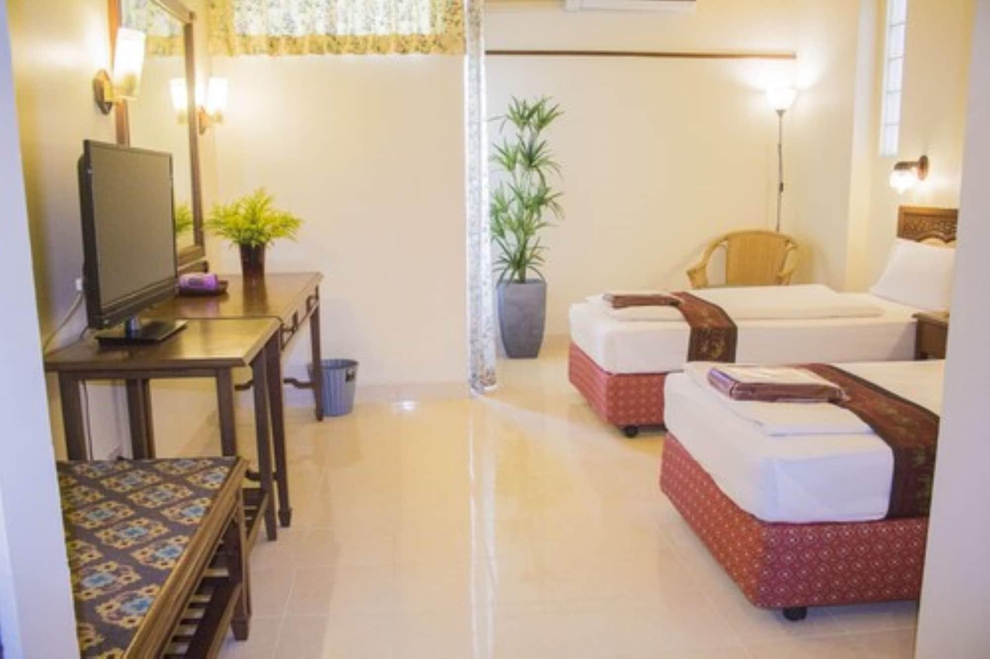 People Place Boutique In Town - Sha Extra Plus 3*