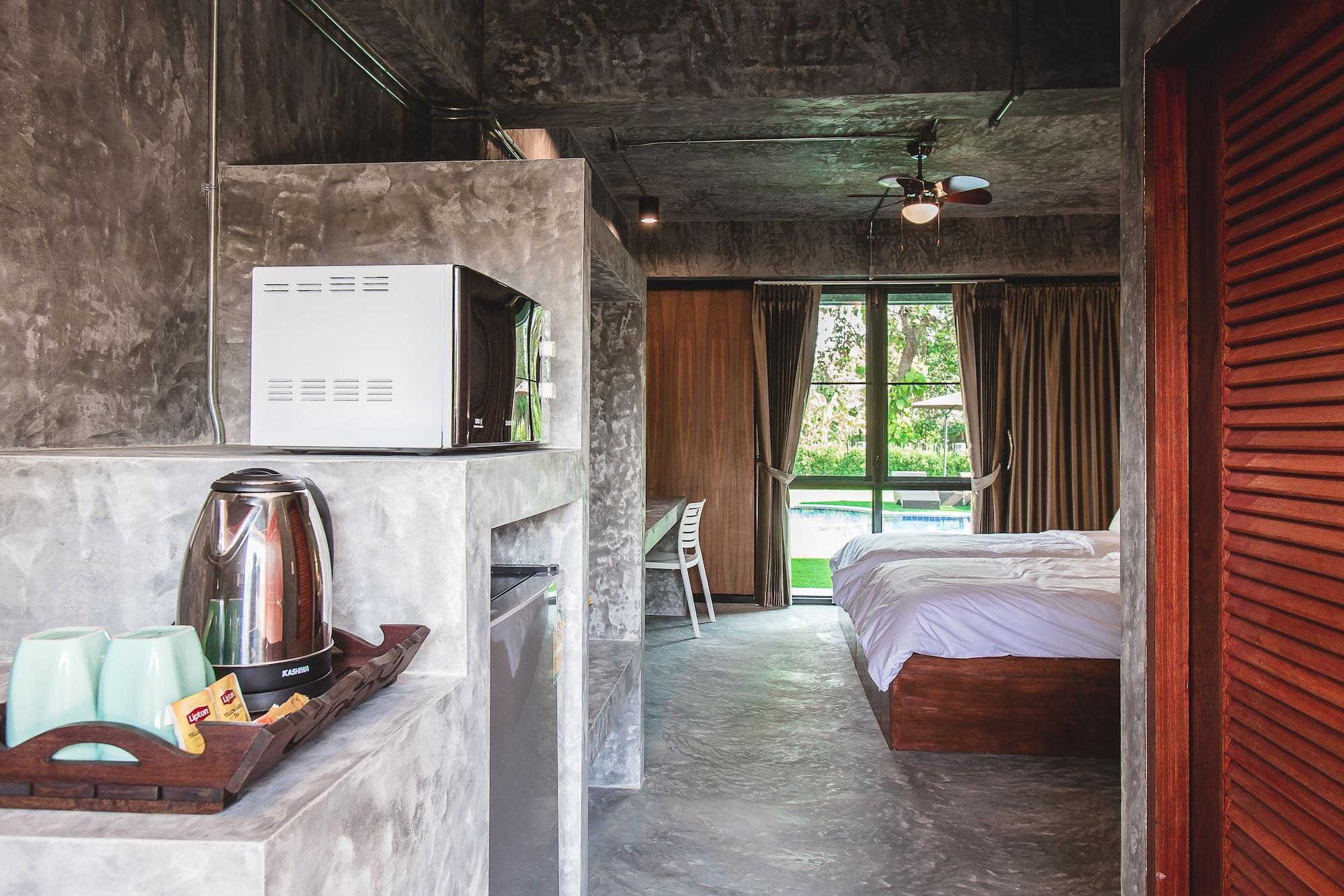 Stucco Loft Residency Hotel