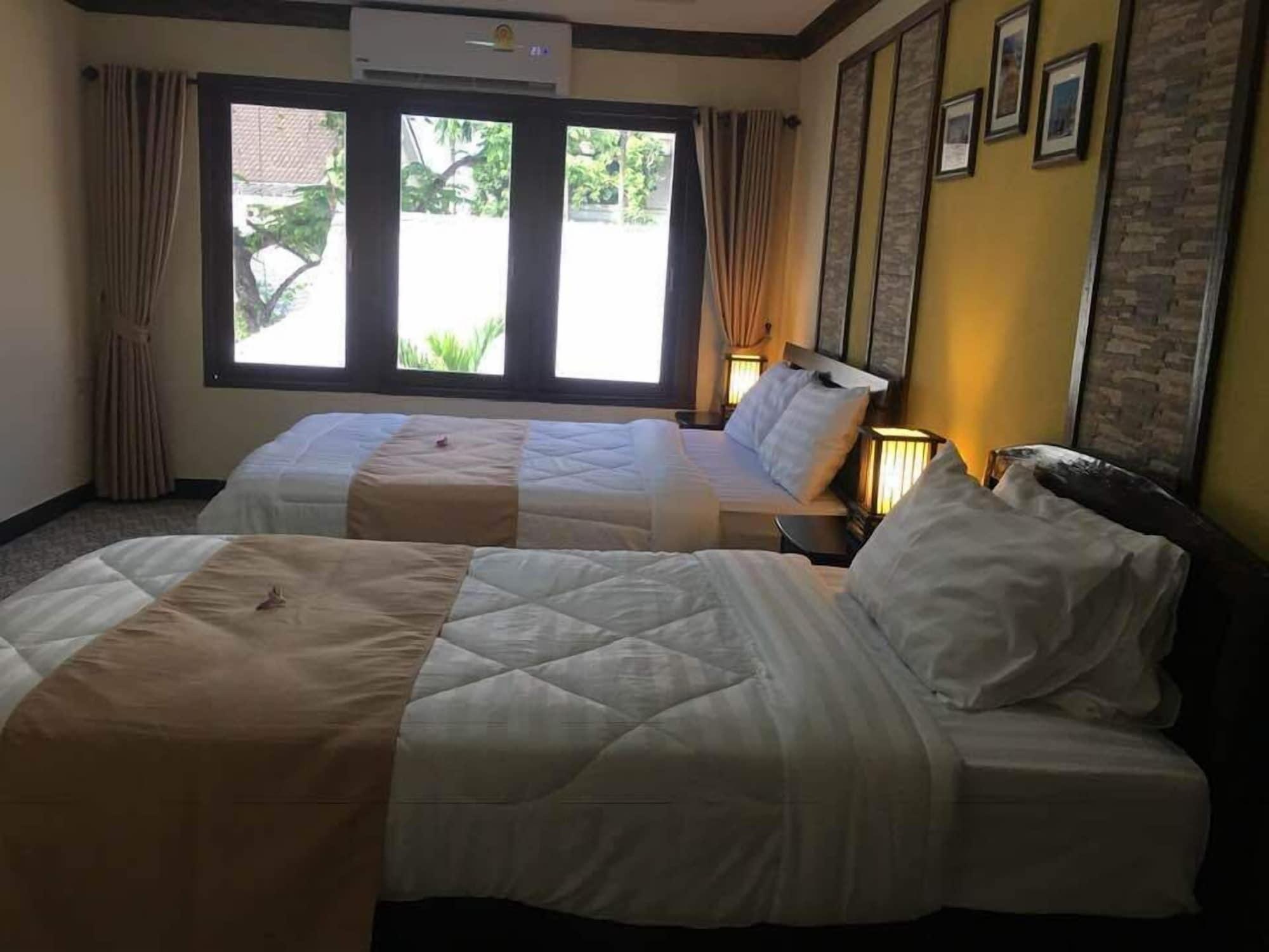Jaidee Bamboo Huts Hotel Chiang Mai