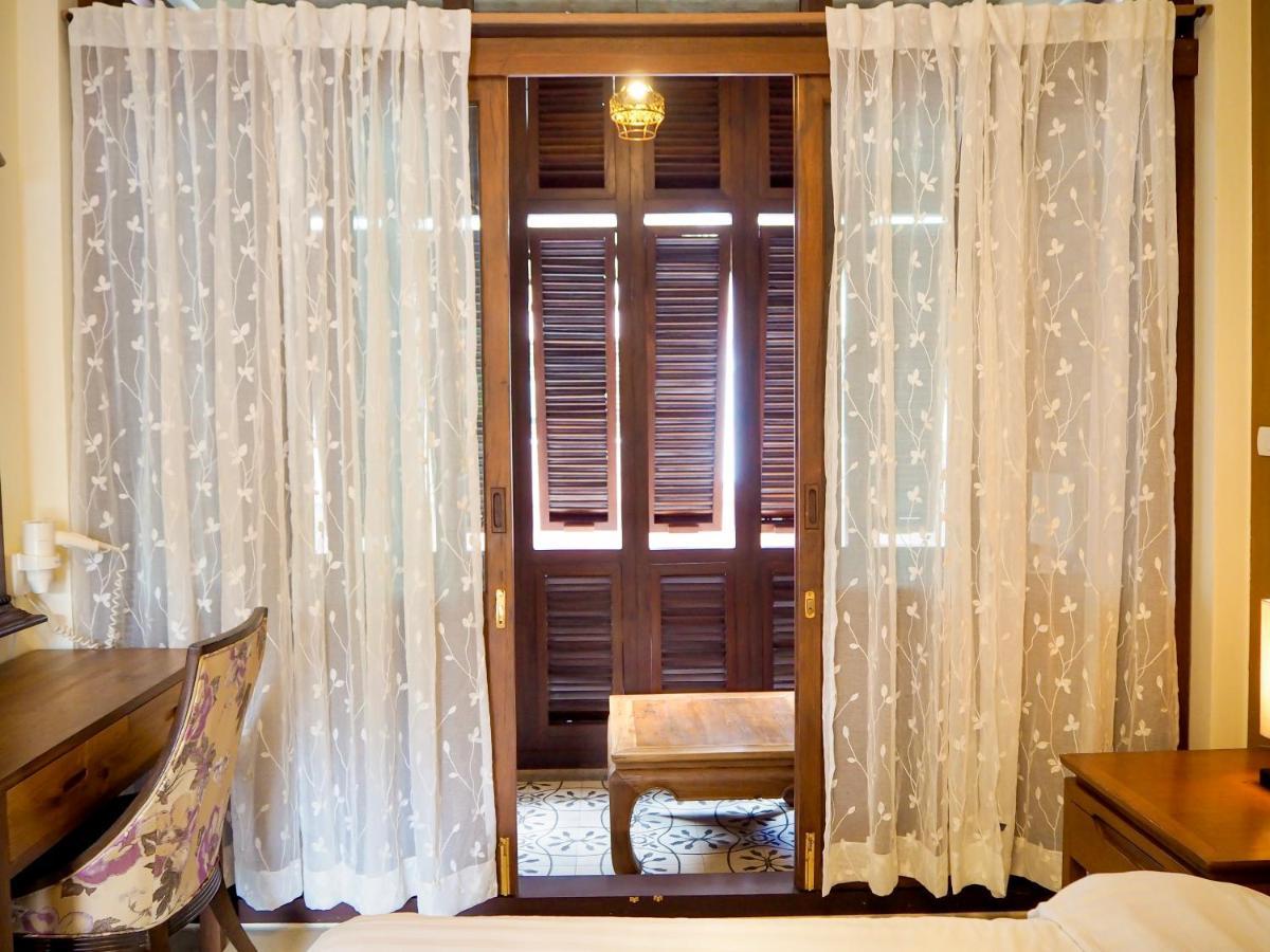 Hotel Baan Dan Ta Wan Nuea