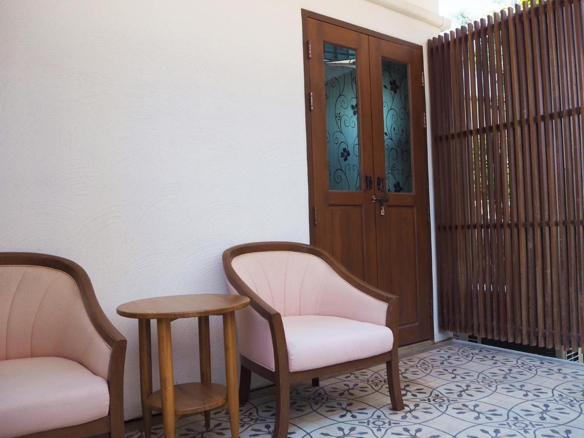 Baan Dan Ta Wan Nuea Hotel