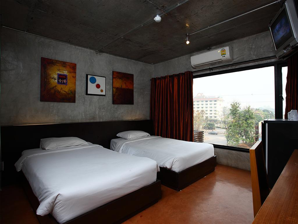 Hotel B2 Mahidol 2*