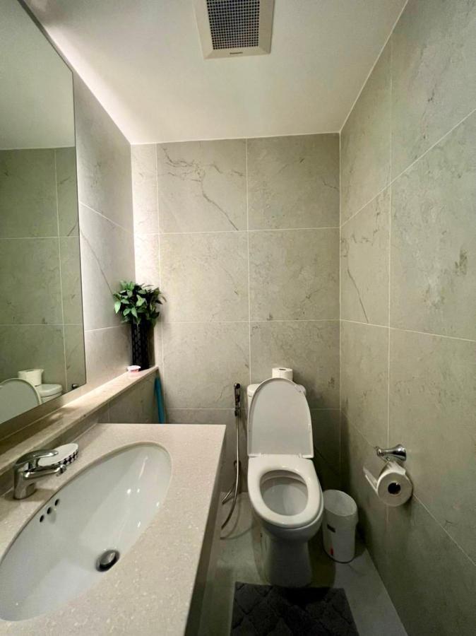 Astra 2 Bedroom B1102 By Ping Appartement