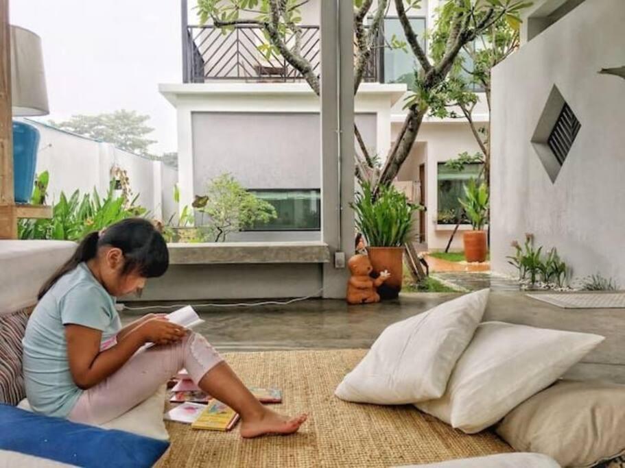 Villa Chiangmai清迈 Cozy Pool 8rooms *