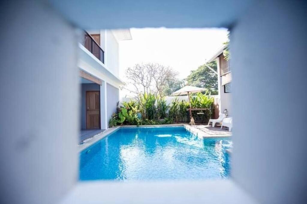 Chiangmai清迈 Cozy Pool 8rooms *