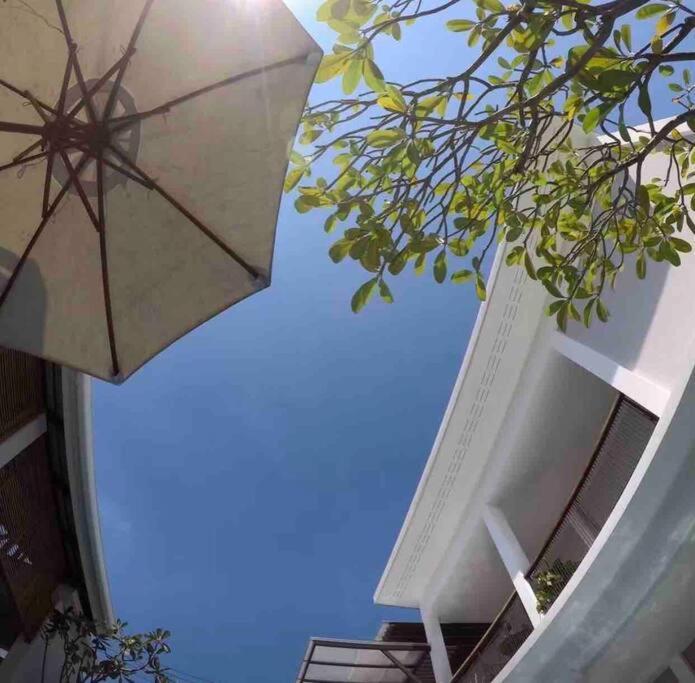 Chiangmai清迈 Cozy Pool 8rooms Villa