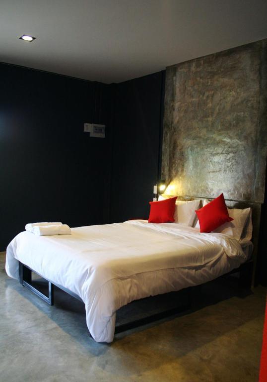 9Roomz Inn 3*