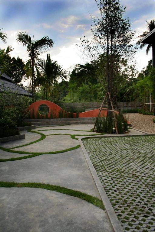 9Roomz Inn Chiang Mai