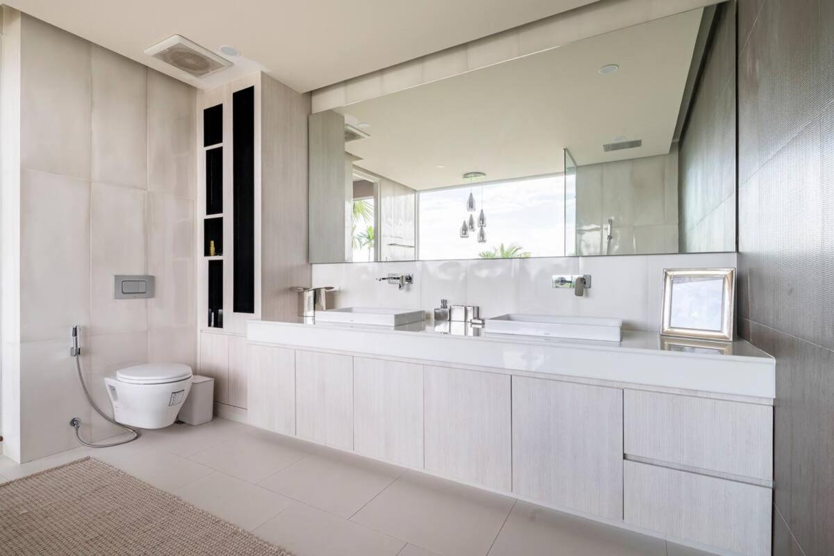 Villa Palm - Award Winning Modern Luxury & Exclusive *