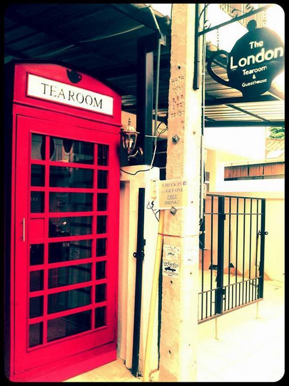 Acomodação com café da manhã  The London Tearoom Chiang Mai