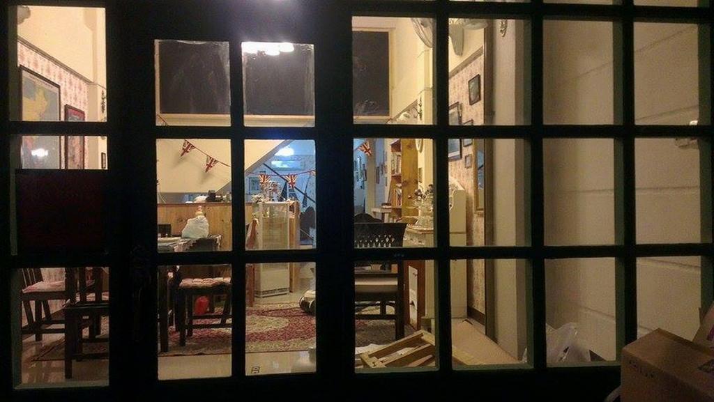 The London Tearoom 3*