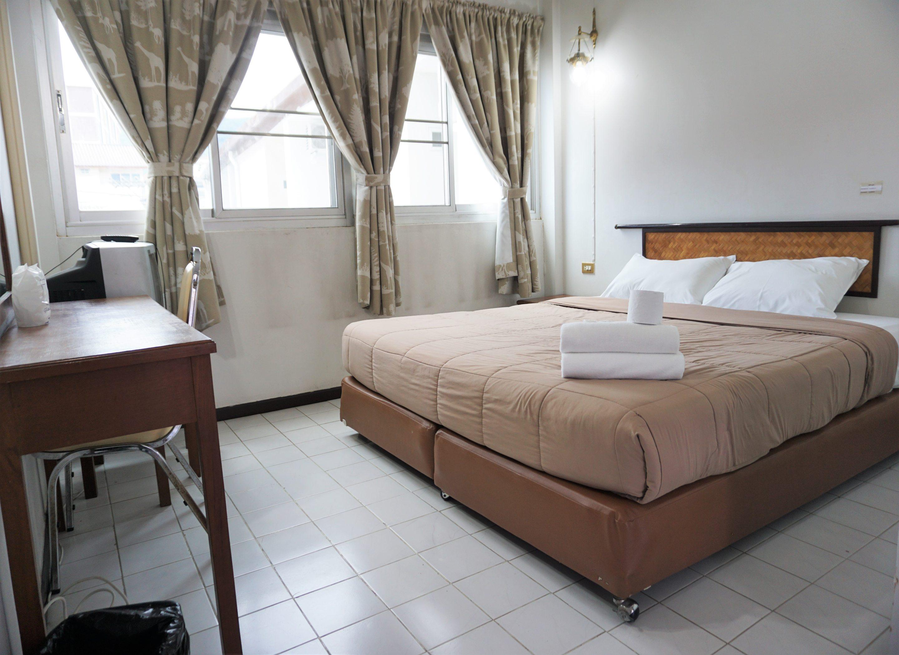 Chomdoi House Hotel 2*