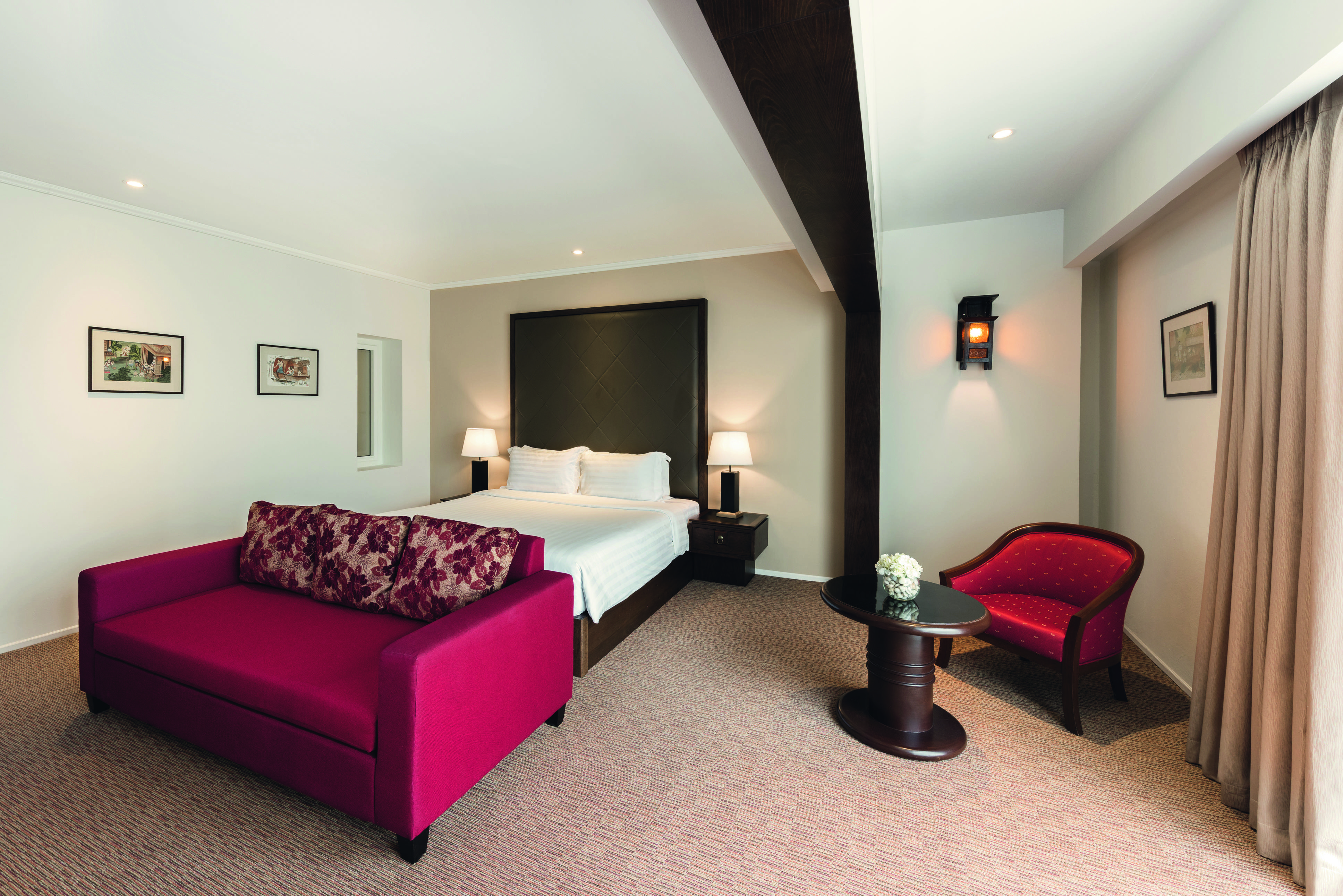 Movenpick Suriwongse Hotel