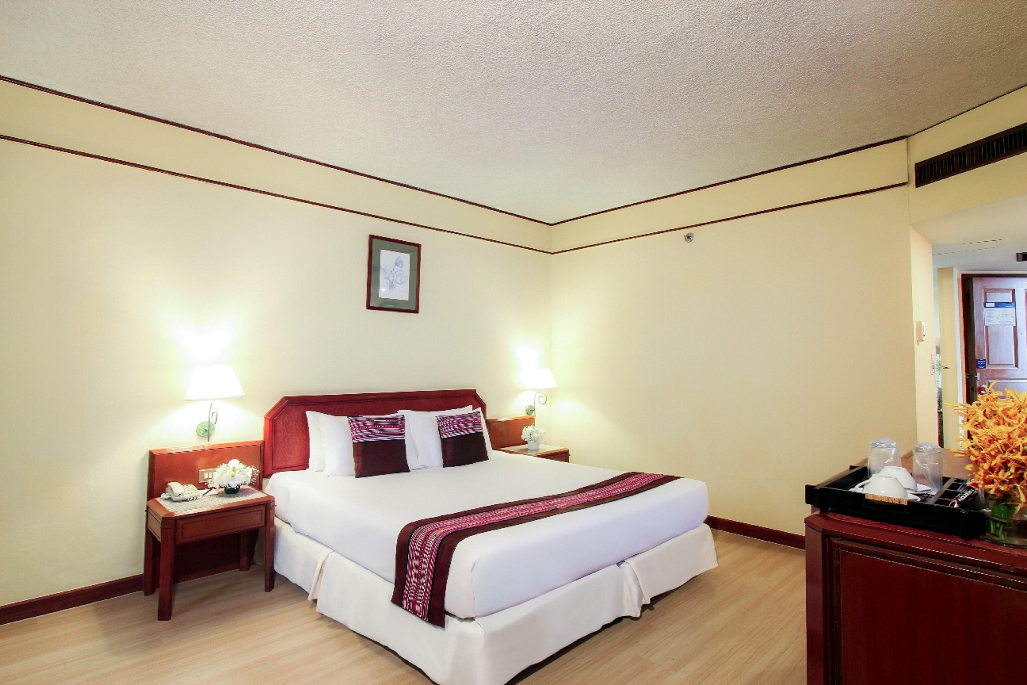 Duangtawan -sha Extra Plus Hotel 4*