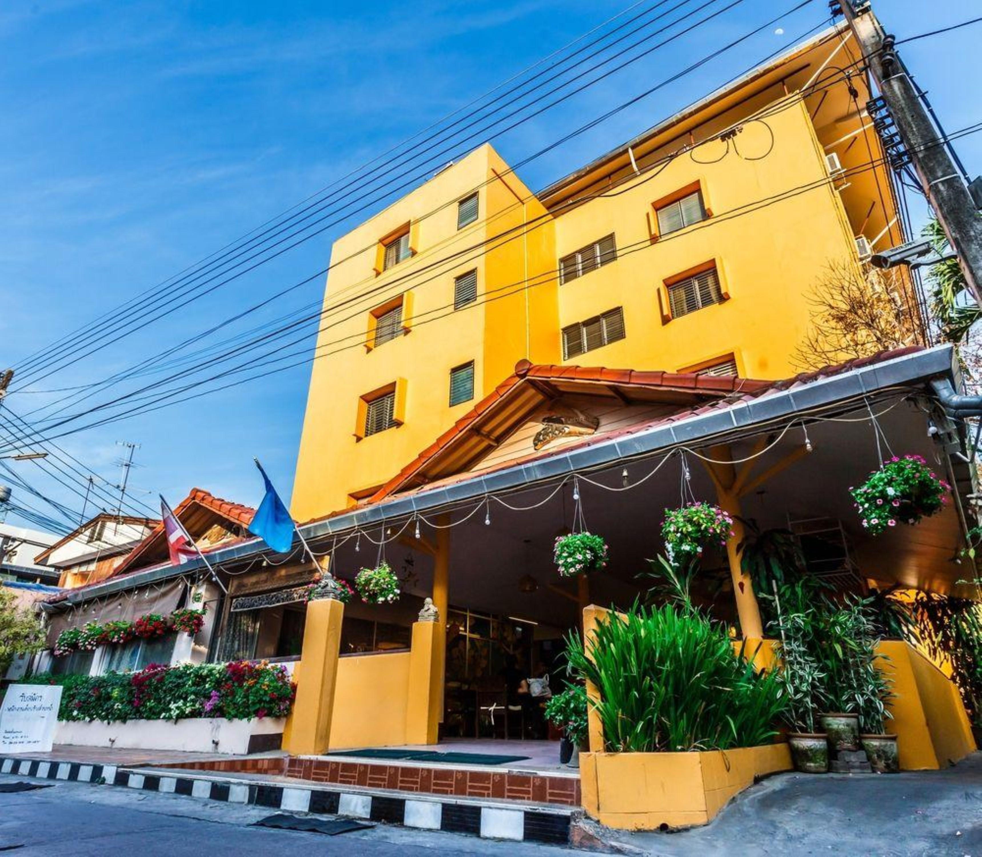 Hotel Luck Thai Chiang Mai