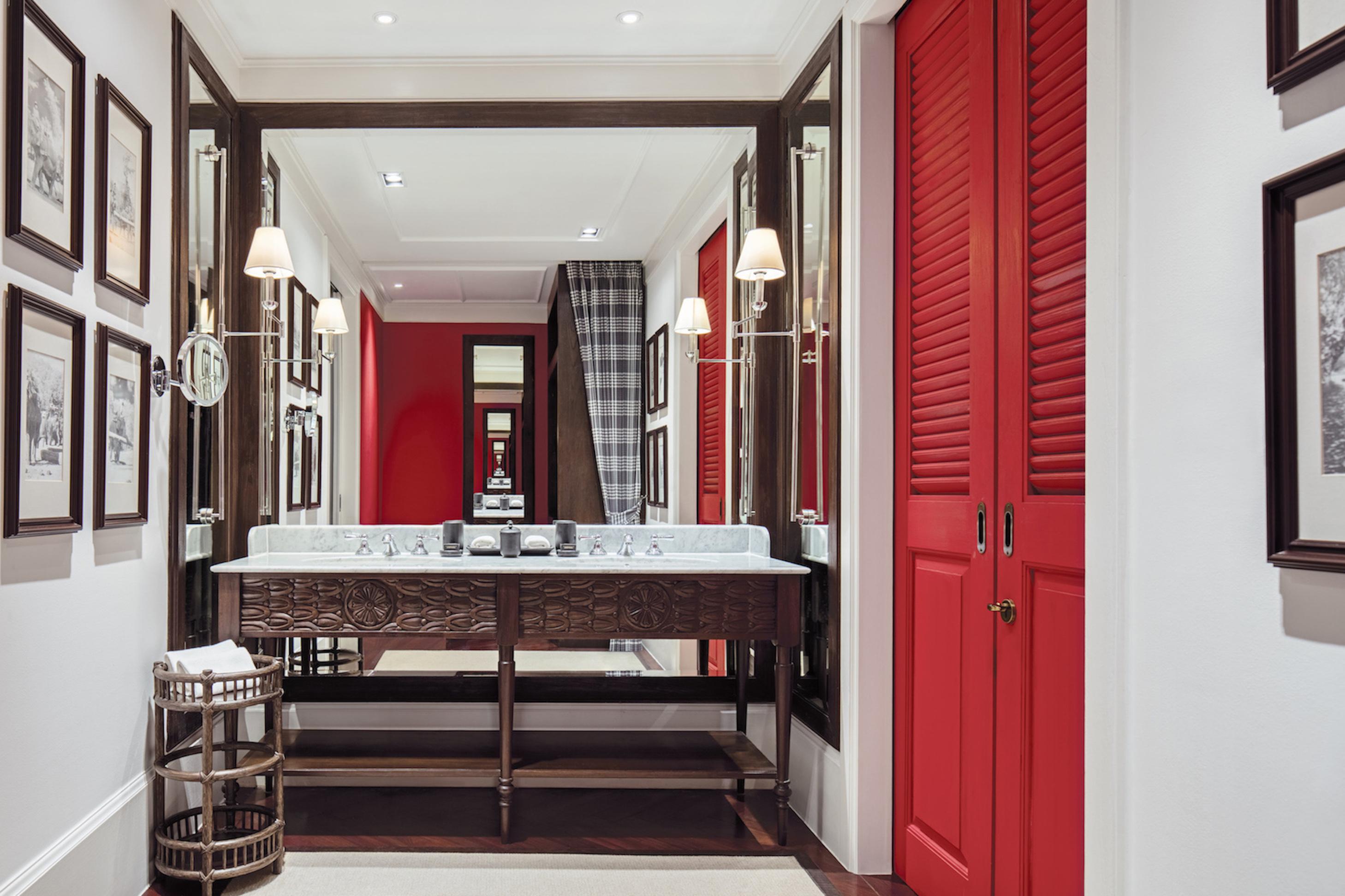 137 Pillars House Hotel 5*