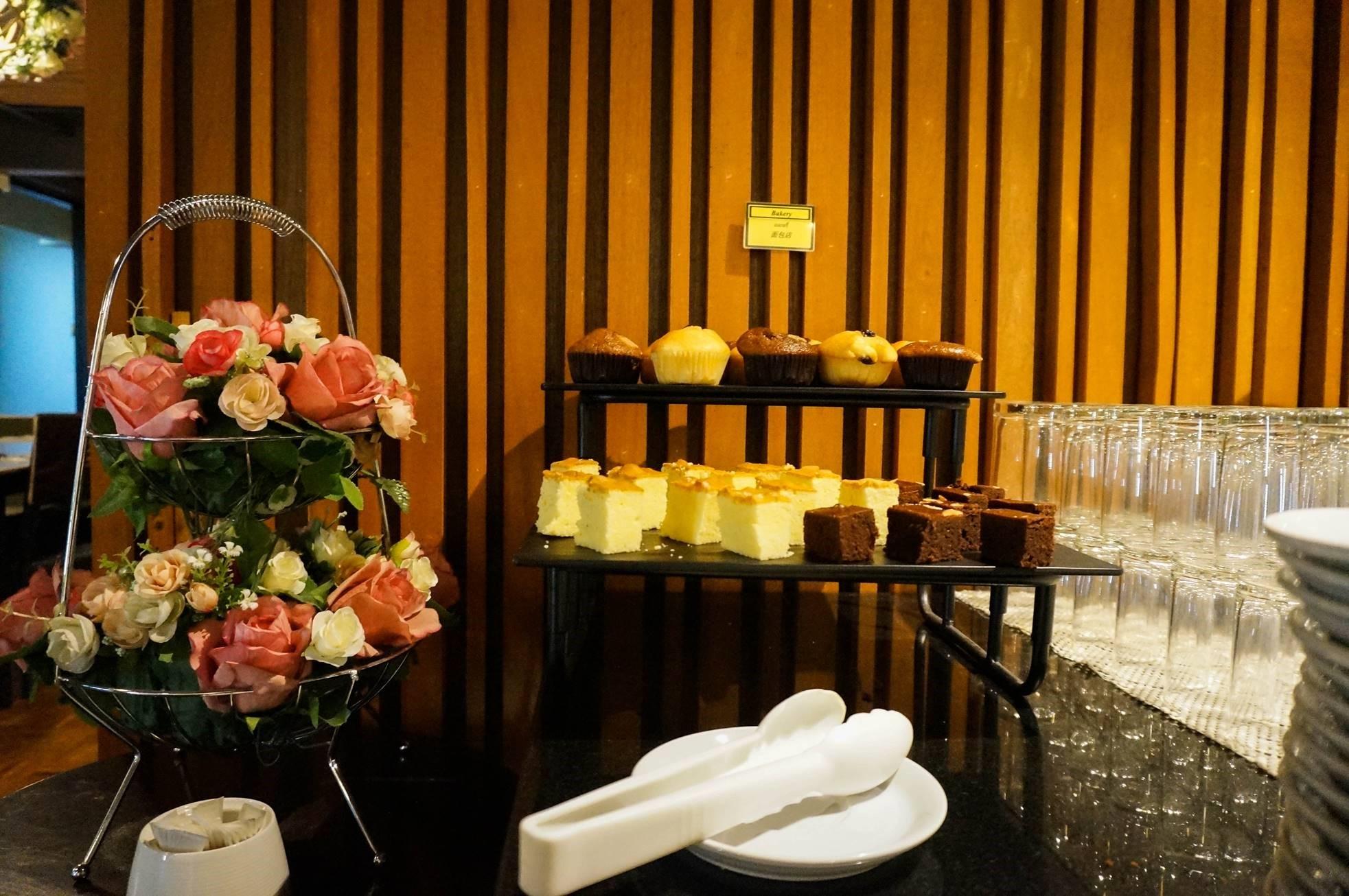 Hotel M