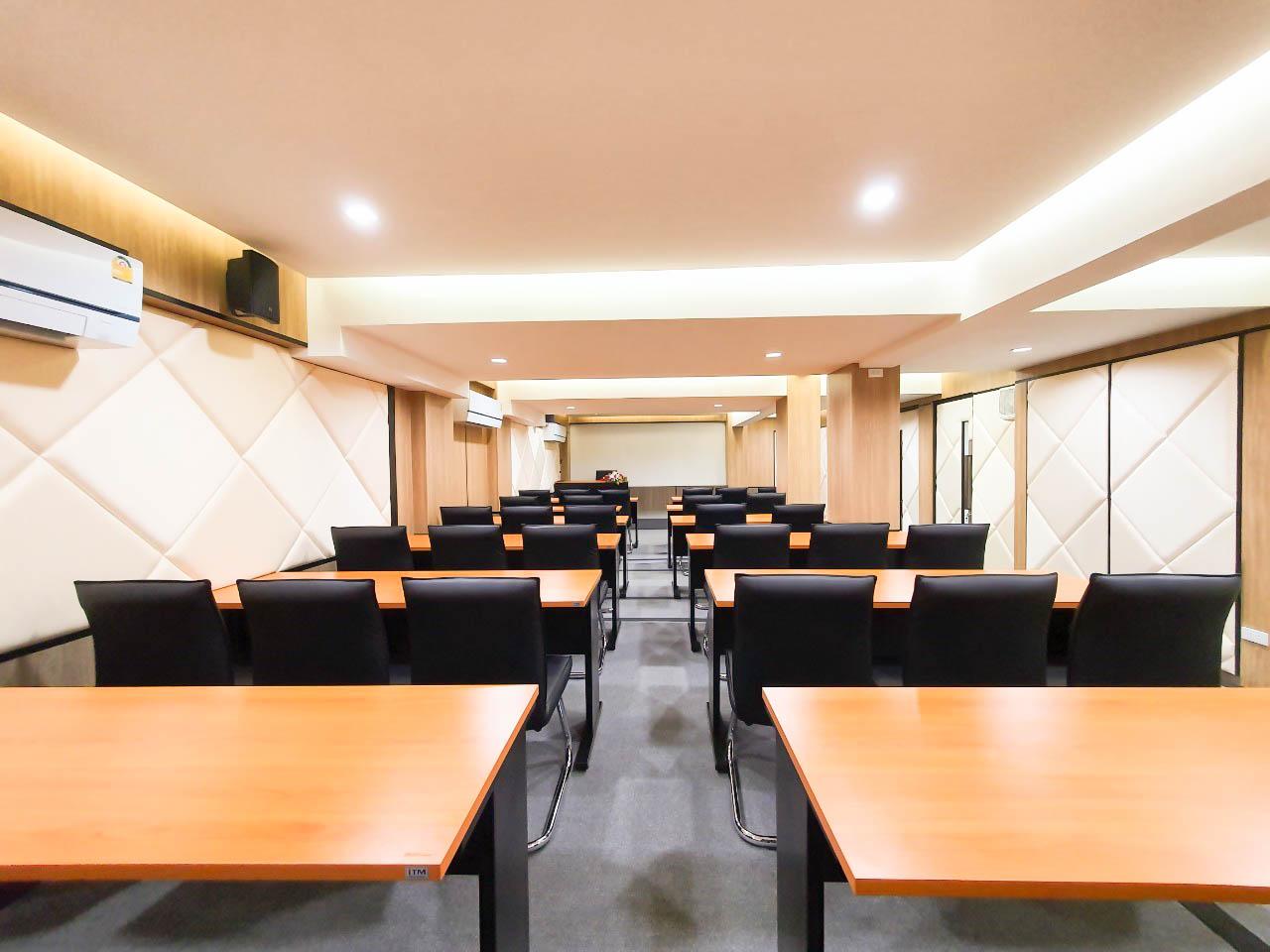 Hotel M
