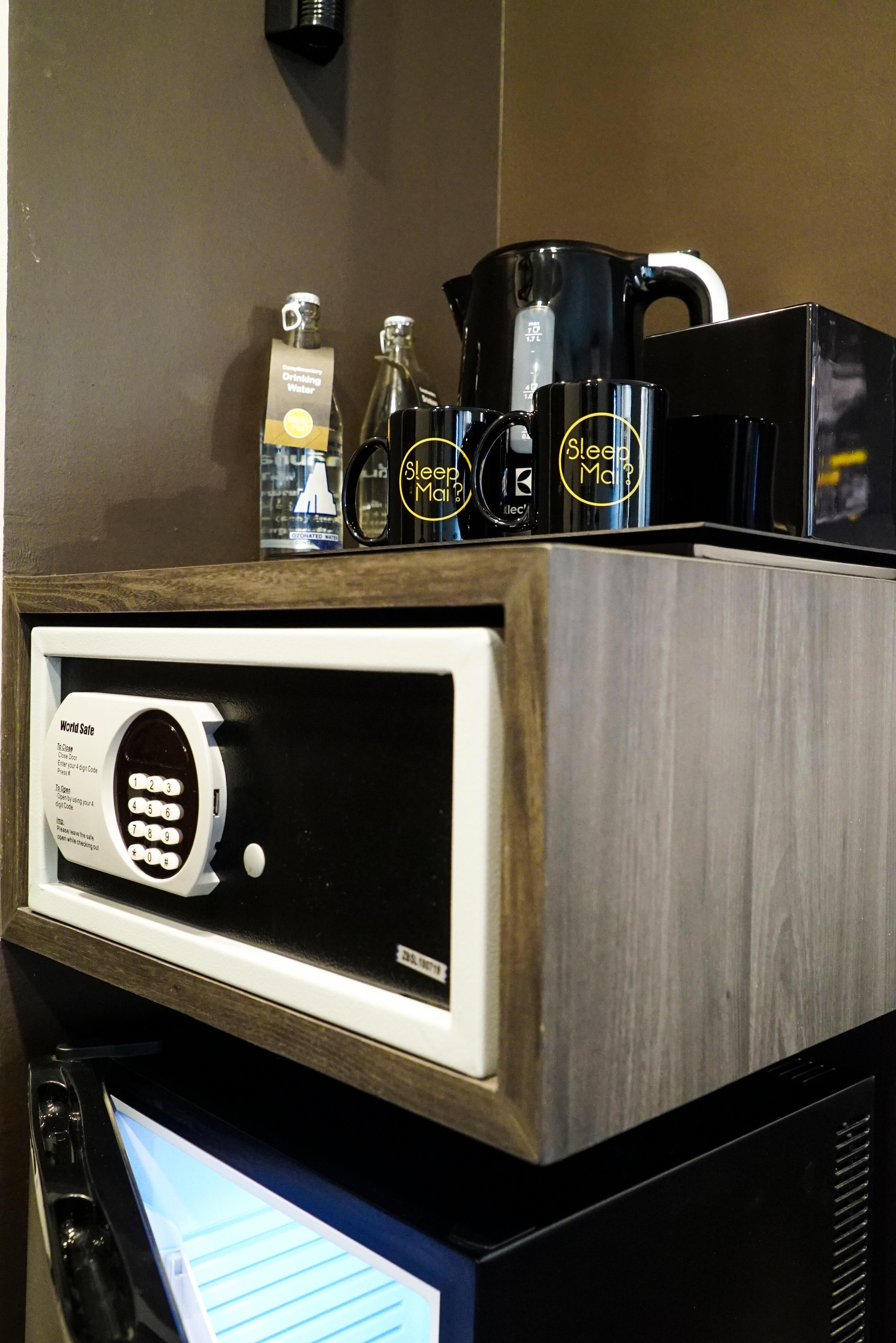 Sleep Mai Airport Lifestyle Hotel