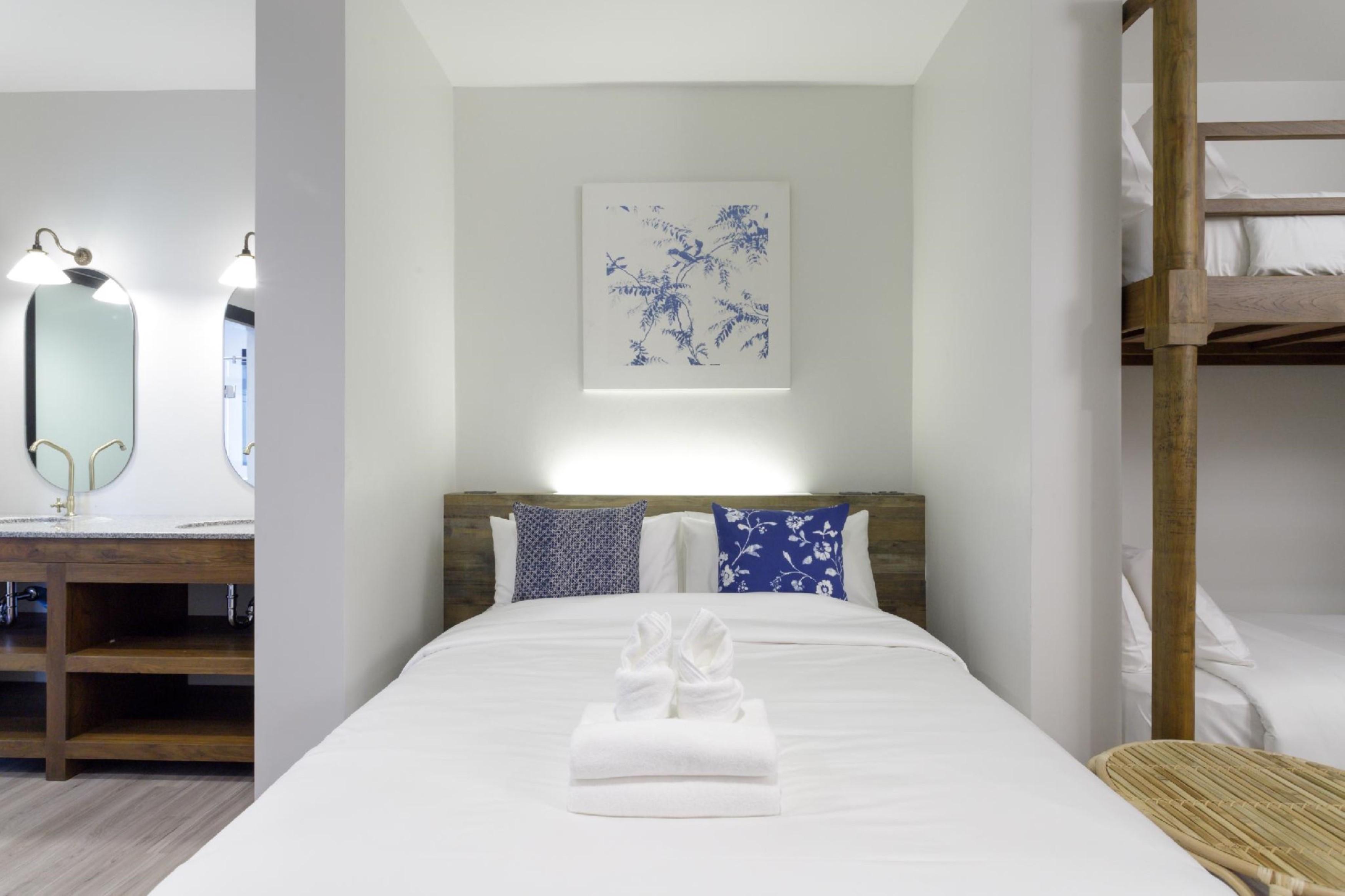 The Locals Hotel 3*