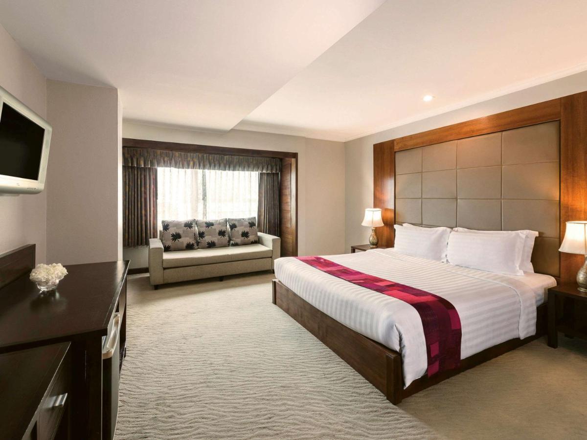 Hotel Movenpick Suriwongse 4*