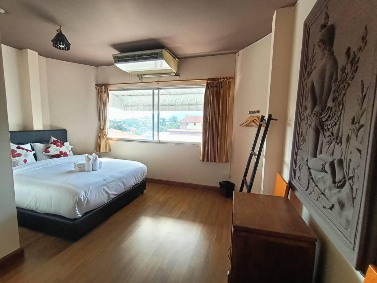 Hostel Soft Night Barzaar