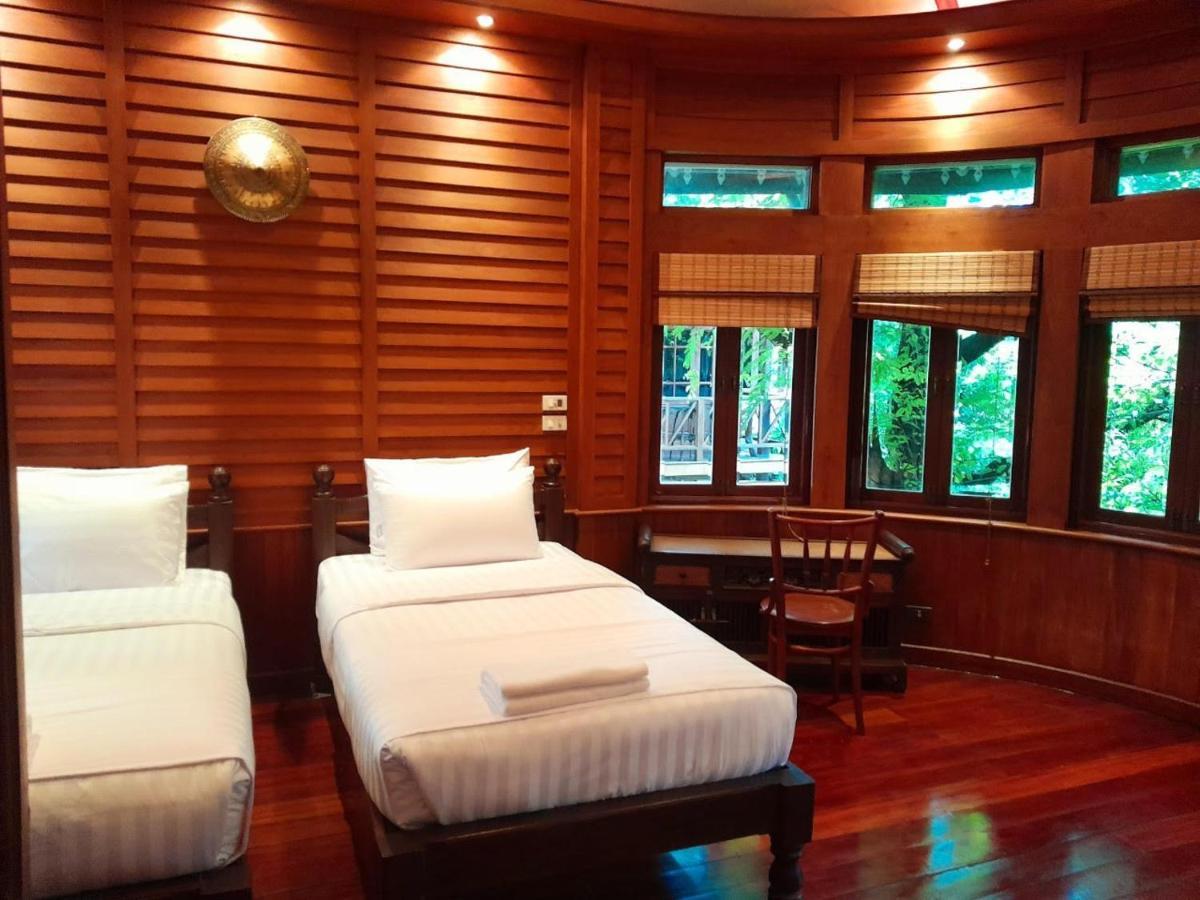 Avara Signature House Hotel
