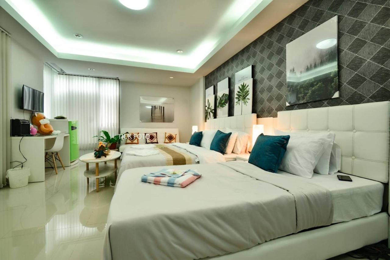 Sphat เอสพลัส Boutique