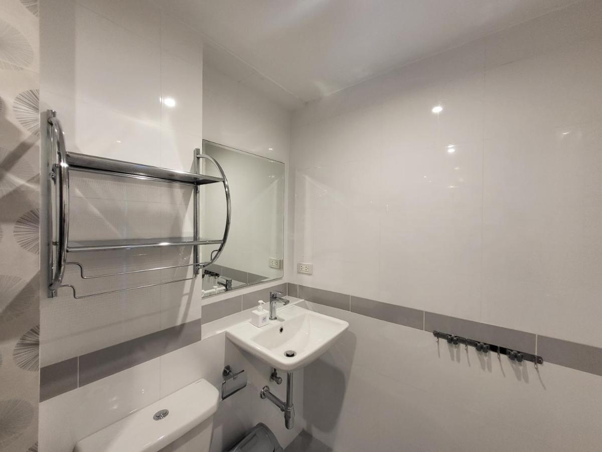 Pangsapuri Modern Studio In The Centre Of