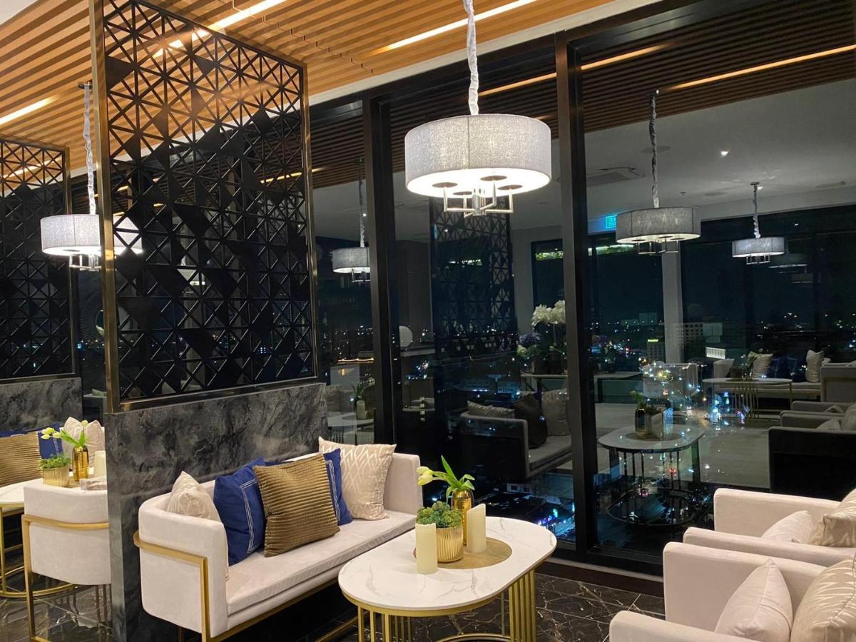 Appartement Astra Sky River *