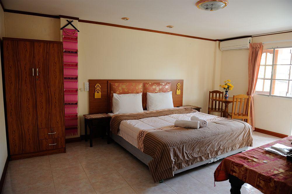 The Britannia 2* Chiang Mai