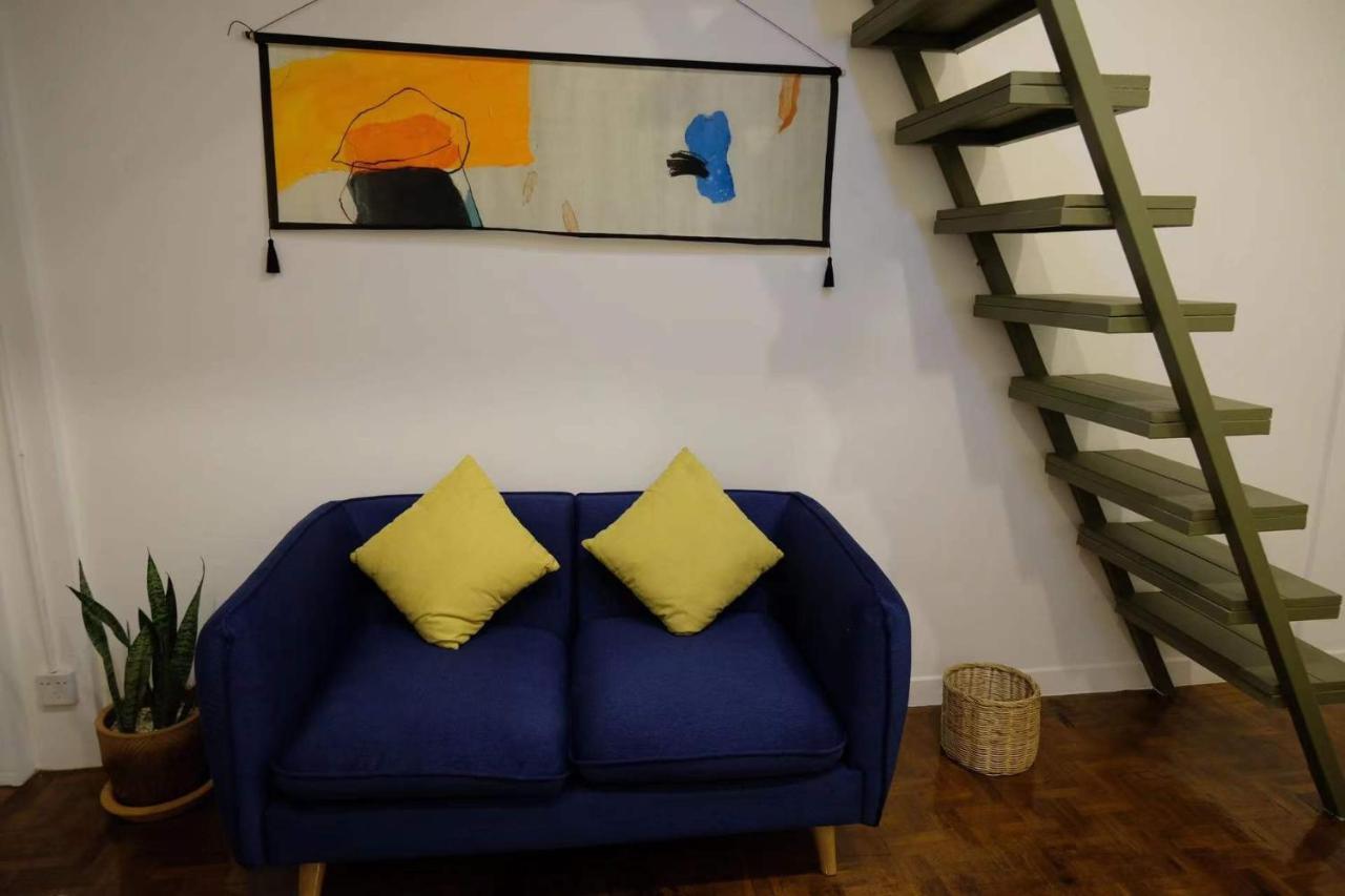Homestay Float's House