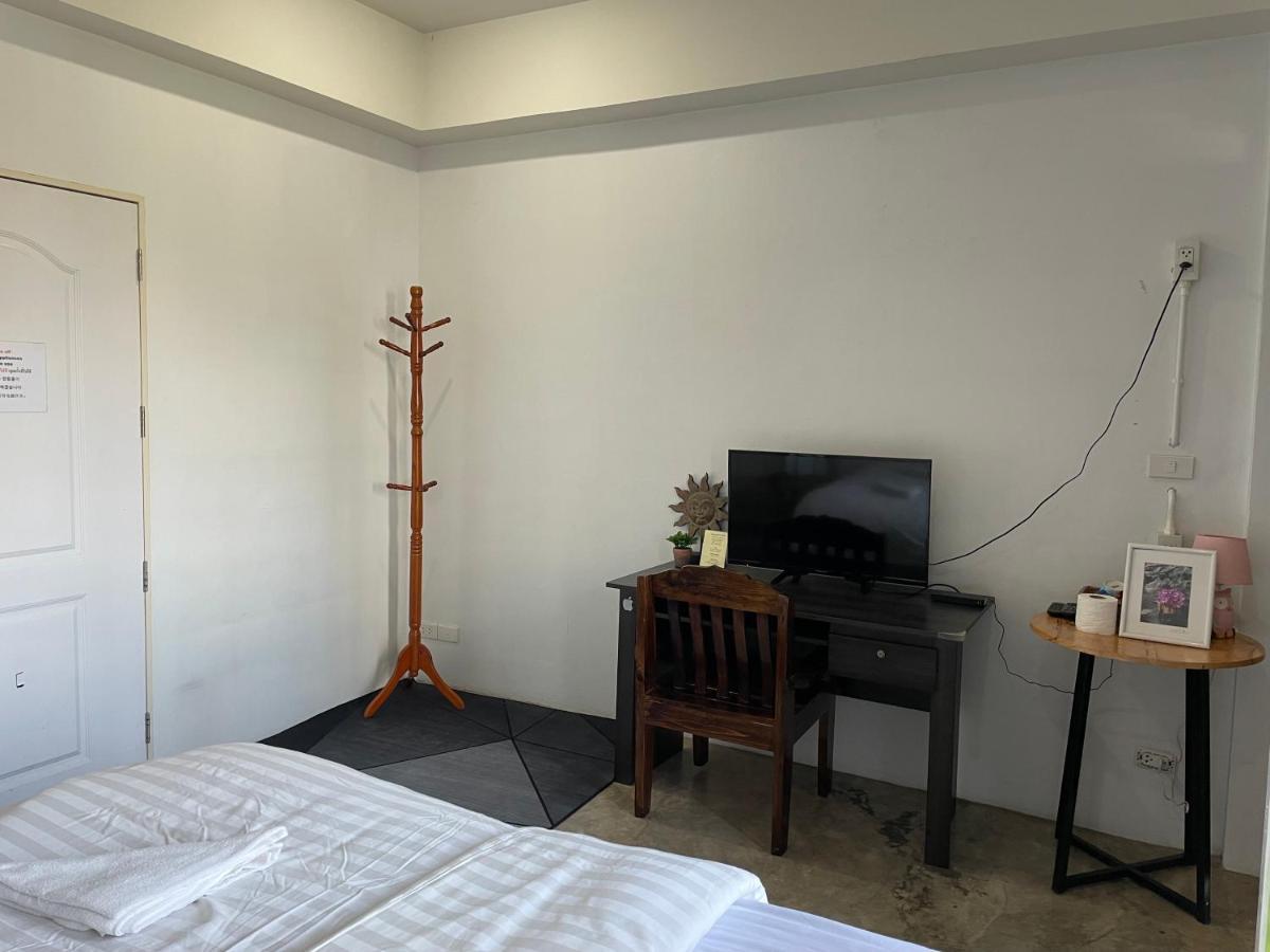 Bake Hostel