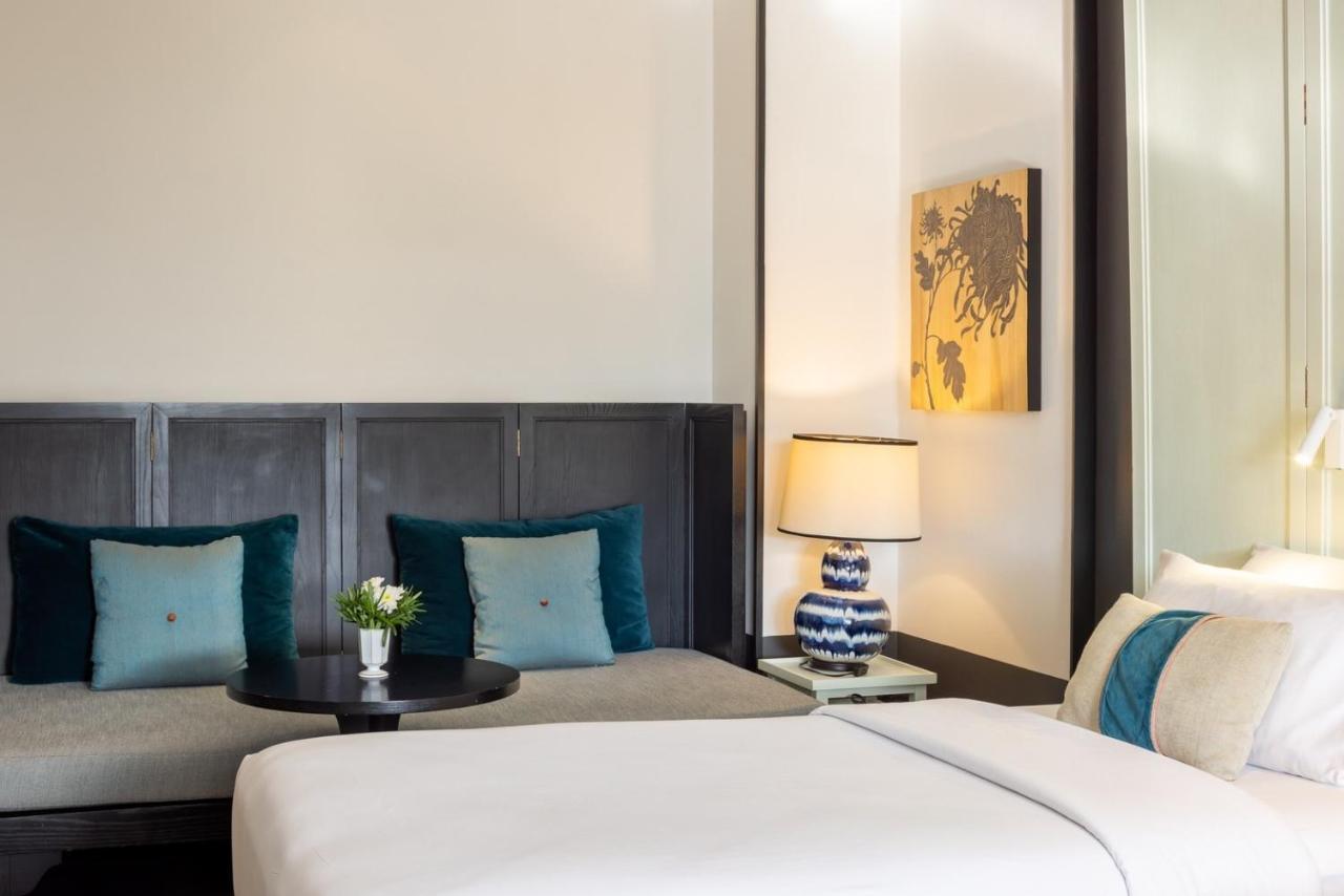 Ping Silhouette Hotel