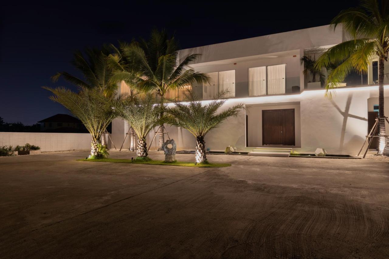 Villa Palm - Award Winning Modern Luxury & Exclusive *