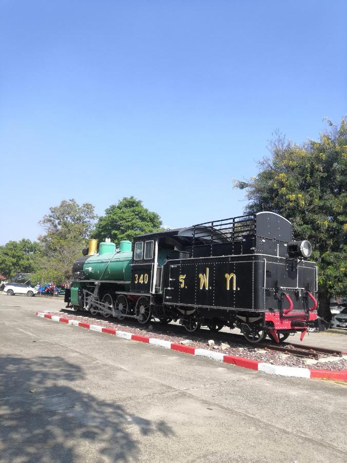 7 Pool Opposite The Train Station Near Old And Nimman Chiang Mai