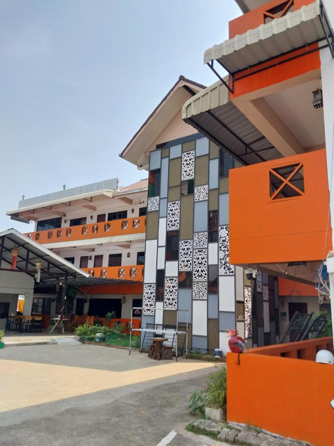 Noble Thippanate Hotel 3*