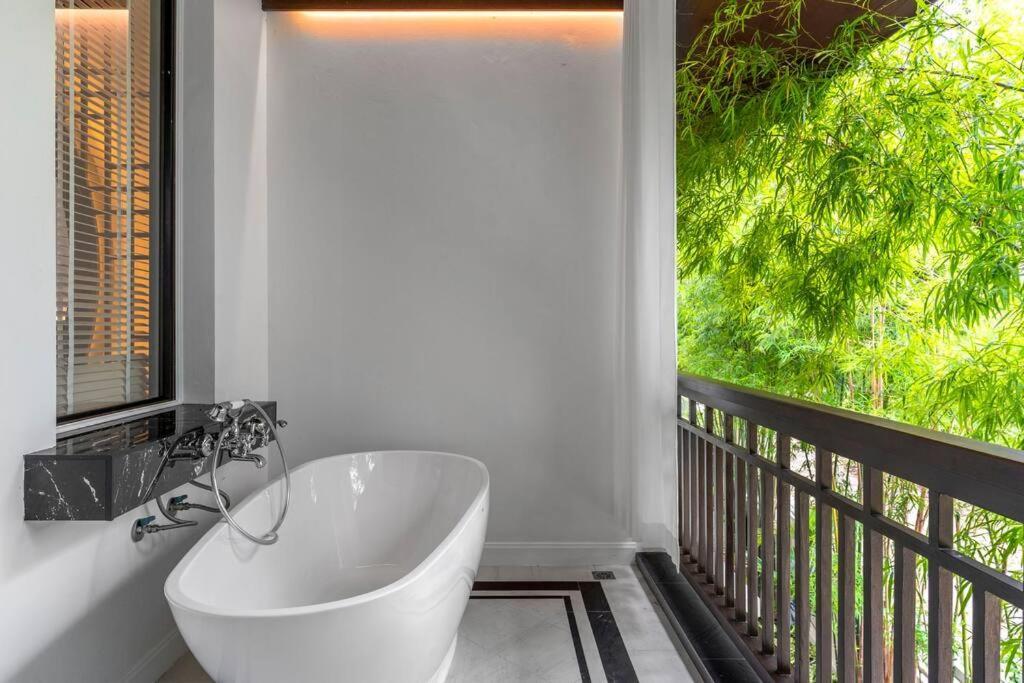 Sclass 2 Luxe Pools & Breakfast , Area Villa Chiang Mai