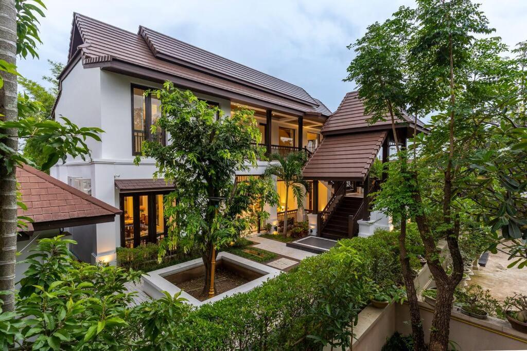 Villa Sclass 2 Luxe Pools & Breakfast , Area