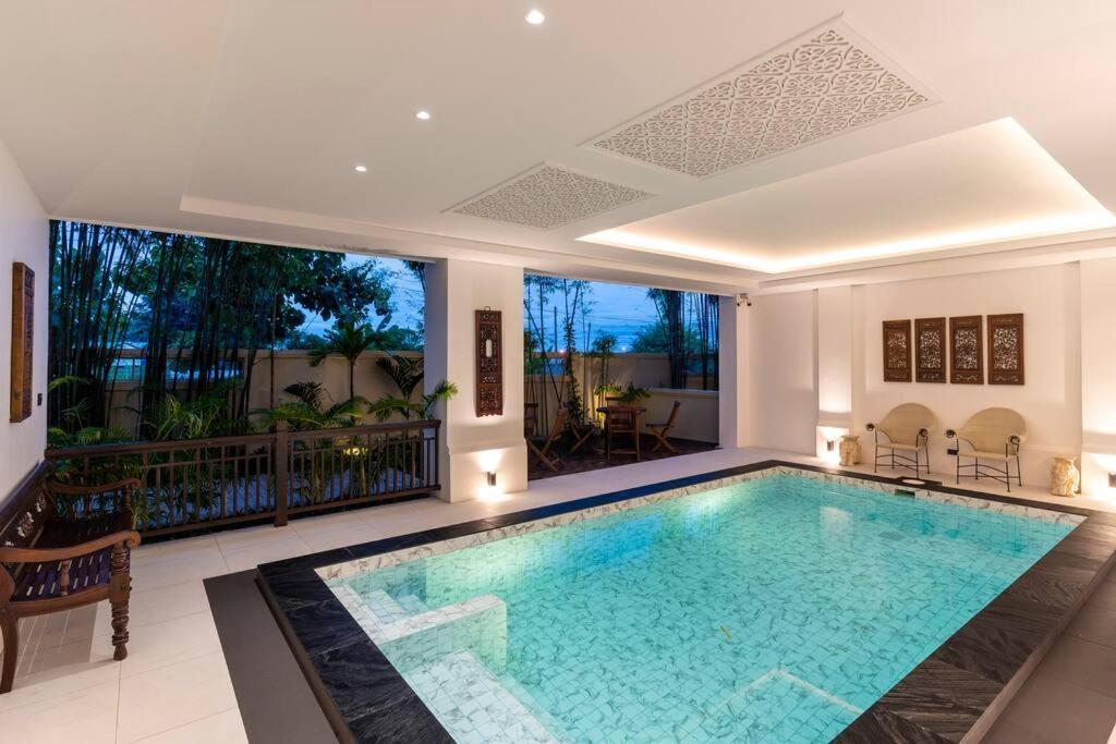 Villa Sclass 2 Luxe Pools & Breakfast , Area *
