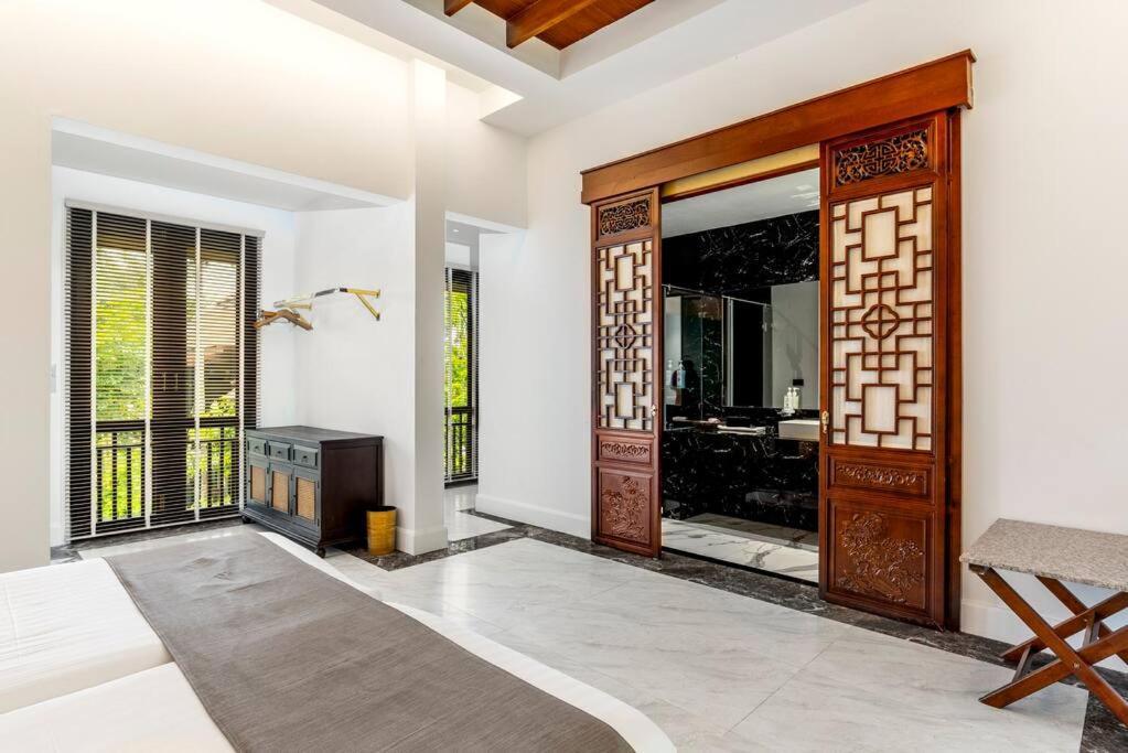 Sclass 2 Luxe Pools & Breakfast , Area Villa